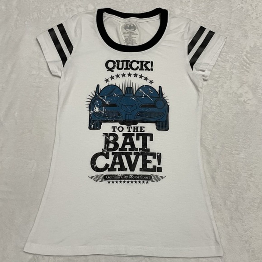 Women's Batman T-Shirt Quick To The Bat Cave! Gotham City Motor Sport Medium 7/9